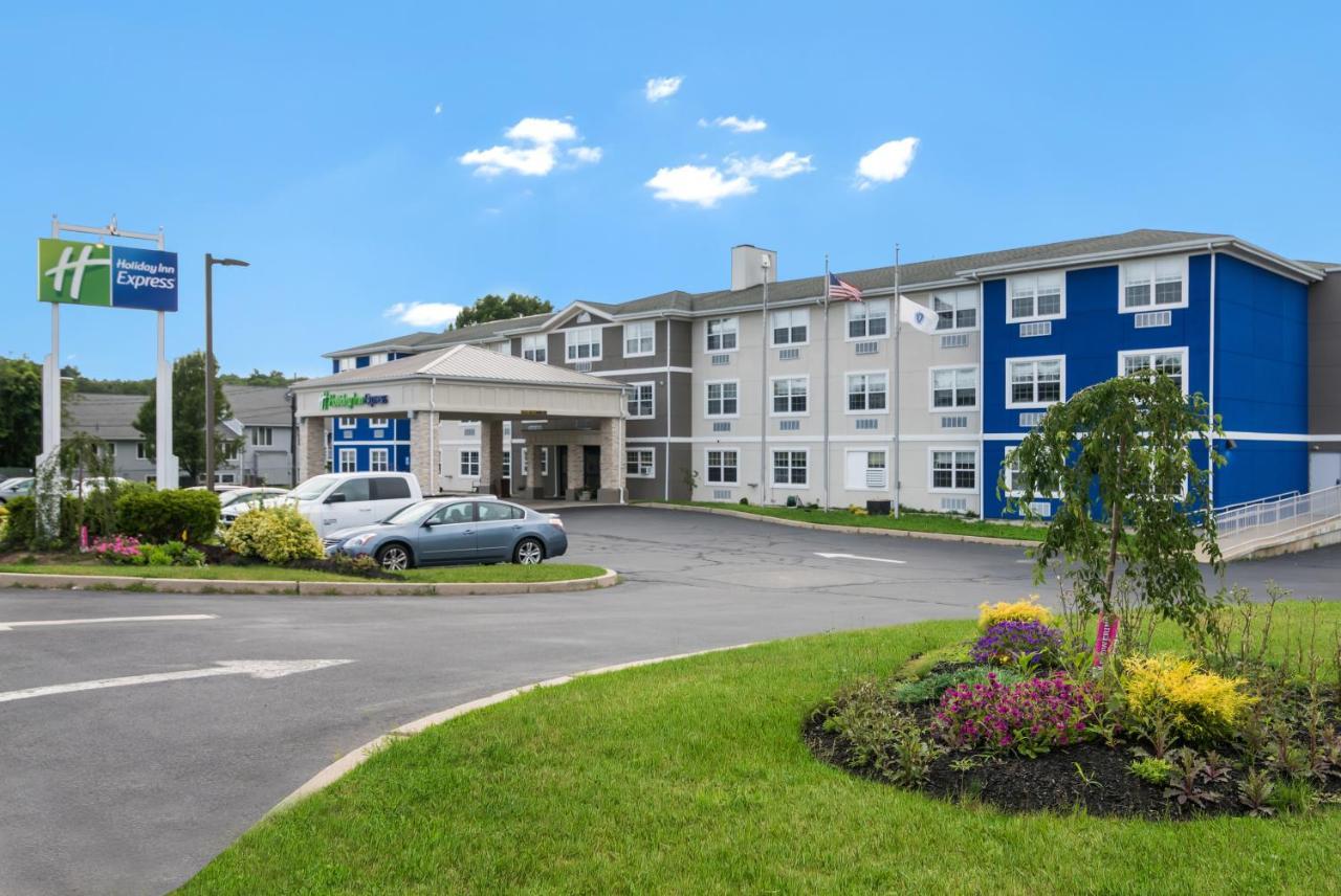 Holiday Inn Express - Plymouth By Ihg Exteriör bild