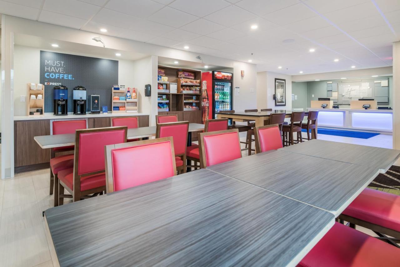 Holiday Inn Express - Plymouth By Ihg Exteriör bild
