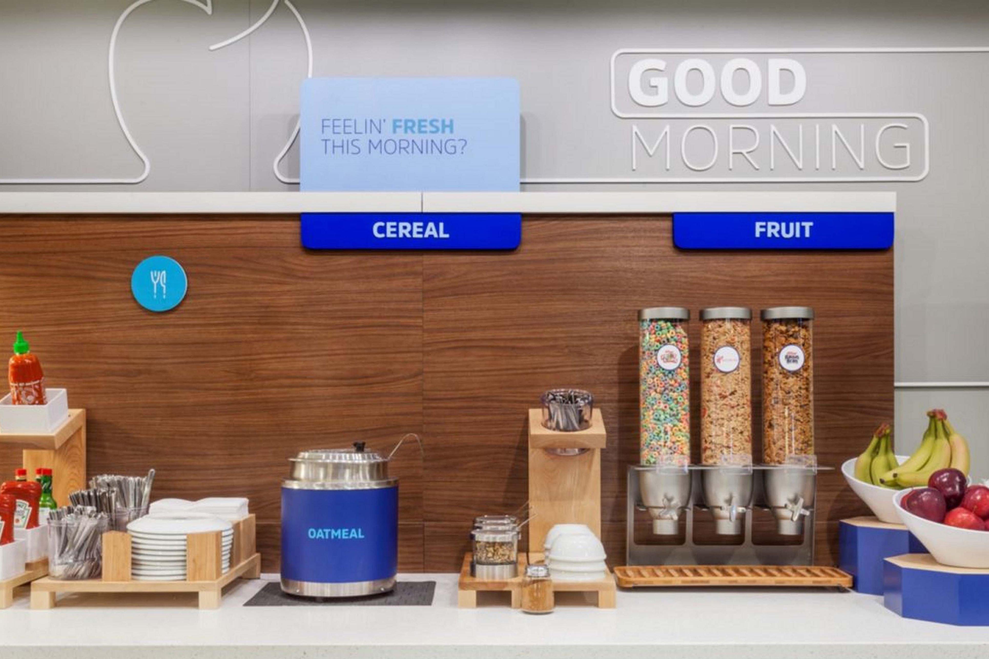 Holiday Inn Express - Plymouth By Ihg Exteriör bild