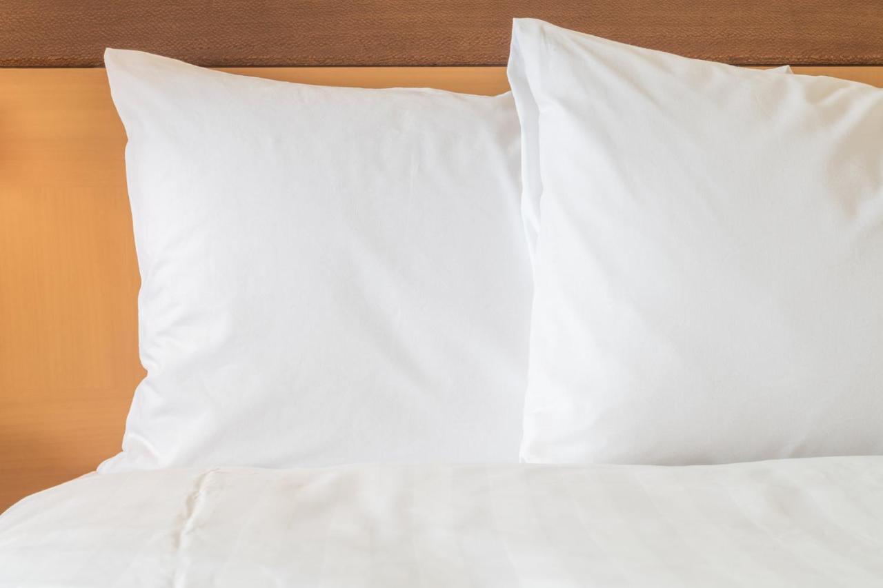 Holiday Inn Express - Plymouth By Ihg Exteriör bild