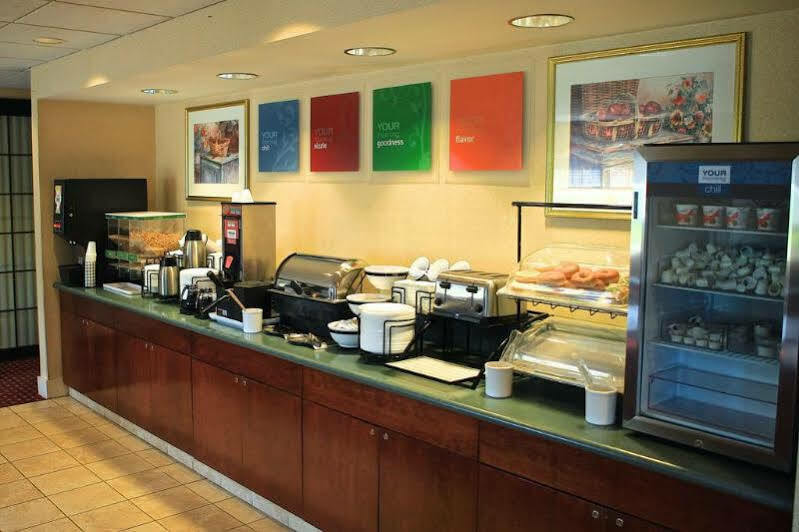 Holiday Inn Express - Plymouth By Ihg Exteriör bild